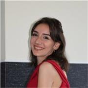 Clases particulares online de inglés en Madrid a niños de infantil o primaria. Graduada en Grado Superior de Eduación infantil y bachillerato.