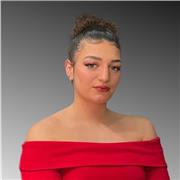 Se cerchi una ragazza giovane e volentierosa... eccomi qui!