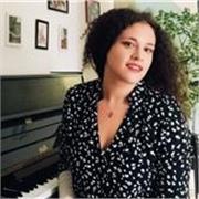 Insegnante di canto offre lezioni individuali per tutte le fasce d'età