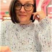 I am English and have experience teaching Spanish children and adults