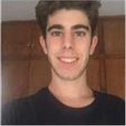Ex-universitario que ofrece ayuda hasta bachillerato