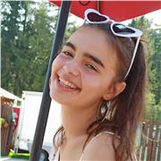 Diplomata ad un Liceo Scientifico Tradizionale e studentessa a Lettere Moderne. Offro ripetizioni di italiano per tutte le età