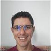 Dou aula de programação desde a introdução abordando lógica e algoritmo até a escrita das primeiras linhas de código