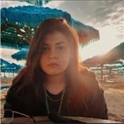 Disponibile a lezioni di Design Grafico e Industrial Design. Uso di software (suite Adobe e modellazione 3D)