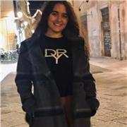 Studentessa universitaria all'ultimo anno in lettere moderne offre ripetizioni di italiano, letteratura italiana, storia