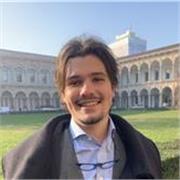 Laureato in lettere classiche offre lezioni private (latino, greco e italiano) per studenti liceali