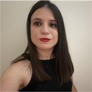 Italian tutor teaches students of all the ages