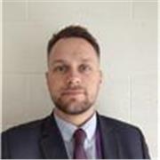 Fully qualified teacher and experienced GCSE maths tutor