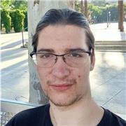 Profesor de lengua castellana, que imparte clasea a niños de primaria y secundaria