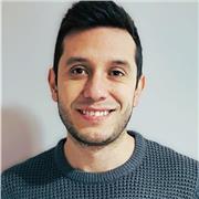 Professeur d’espagnol pour adultes en France, expert en méthodologie communicative, cours en ligne et matériel pédagogique conçu s