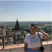 Offro ripetizioni di inglese, english speacking practice e aiuto compiti. 