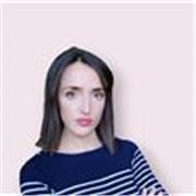 Laureata magistrale in economia e management con 3 anni di esperienza come project manager nella formazione, offro lezioni di italiano online per lavoratori. Metodi innovativi e personalizzati per un apprendimento efficace e su misura.
