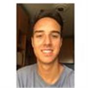 Alumno en 4º curso del Grado en Física impartido por la UC, con 2 años de experiencia como profesor particular