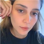 sono molto creativa, sono intressata nel lavoro con bambini