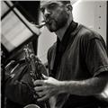 Clases de saxofón, improvisación, arreglo, composición, lecto-escritura y técnica