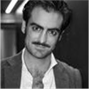 Professional tenor & vocal coach. Practical voice work for adults