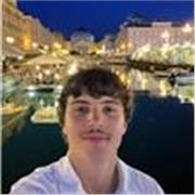Studente di Relazioni Internazionali e Diplomatiche