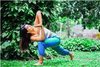 Profesora de yoga y terapéuta holística en Barrio La Floresta. Bucaramanga