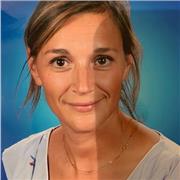 Professeur des écoles, je propose de donner des cours de soutien scolaire/aide aux devoirs.