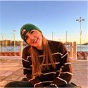 Tutor paziente e organizzata per compiti e metodo di studio!