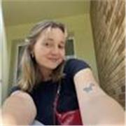 He sido profesora particular durante 5 años de repaso general tanto de niños de primaria como jóvenes de Eso. 