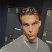 Étudiant en staps dans le but de faire professeur de sport + prof de tennis depuis 3 ans