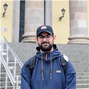Flexible Native English-Speaking Tutor for All Levels