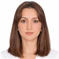 Kendini geliştirmeye açık, sabırlı ve iletişime önem veren bir İngilizce öğretmeni olarak tanımlıyorum