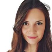 Diplomata in ambito socio psico pedagogico offre lezioni di inglese e aiuto compiti per elementari, medie e superiori!