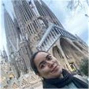 Soy Profesional en la carrera de Mercadeo en Colombia, puedo enseñar los niveles de primaria y bachillerato 
