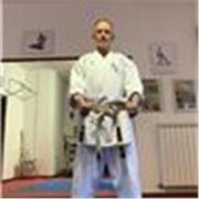 Maestro di Karate e Autodifesa, Qi Gong e Equilibrio Energetico. Praticante e Insegnante di Arti Marziali dal 1970