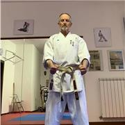 Maestro di Karate e Autodifesa, Qi Gong e Equilibrio Energetico. Praticante e Insegnante di Arti Marziali dal 1970