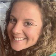 Profesora nativa se ofrece a impartir clases de Español para extranjeros, con titulación en magisterio de primaria y DELE por el instituto Cervantes de Londres