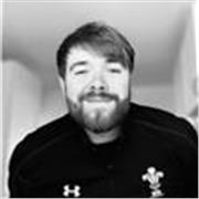 I’m a confident, upbeat and fun individual. Teaching English or drama to adults are 2 things I’m interested in doing!