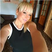 Social,empatica,responsable.
Buena presencia. 
Actitud buena.