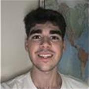 Estudiante de medicina. A niños o adolescentes jóvenes. 