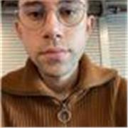 Soy una persona que me gusta buscar l manera que quieran aprender puedan hacerlo dependiendo de su ritmo de aprendizaje y su forma de aprender, busco siempre metodologías o estrategias didácticas que ayuden a impartir conocimiento y ponerlo en práctica en