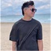English teacher with energy and passion for teaching to other people 