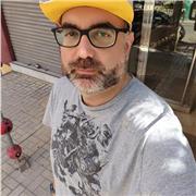 Soy desarrollador de software por más de 15 años y creo que podría ayudar a futuros desarrolladores