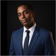 Ofereço aulas de Geografia, sou formado em Geografia, formando em Pedagogia e EPT