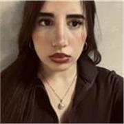¡Mejora tu inglés con una estudiante trilingüe y clases adaptadas a tus necesidades!