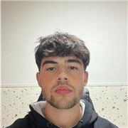 Soy un estudiante de magisterio de educacion fisica con experiencia en la guitarra española y electrica, tocando y enseñando