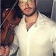 Studente del conservatorio attualmente all’ottavo anno, impartisce lezioni di pianoforte, teoria musicale e storia della musica
