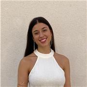 Soy una chica joven que estoy dispuesta ha ayudar a lograr los objetivos académicos de los alumnos