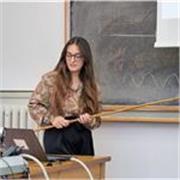 Laureata magistrale in Fisica Teorica offre lezioni di matematica e fisica anche in inglese