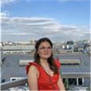 Étudiante en première année de sciences politiques avec un niveau C1 en anglais, je propose des cours particuliers ! 