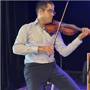 Profesor de música, lenguaje musical, armonía, análisis y composición y violín y piano