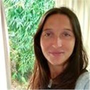 Profesora de inglés a niños, adolescentes y adultos