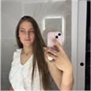 Soy Rocío, doy clases de Primaria y ESO (menos inglés). Paciente, responsable y también puedo hacer de niñera