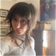 Sono laureata in magistrale in psicologia clinica e filosofia il mio insegnamento è diretto a tutte le fasce di età 